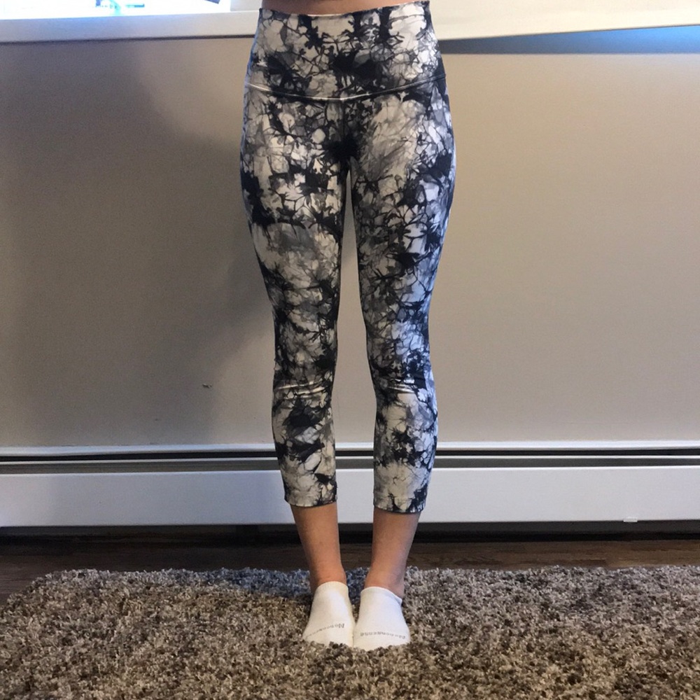 Lulu lemon tie dye Wunder unders